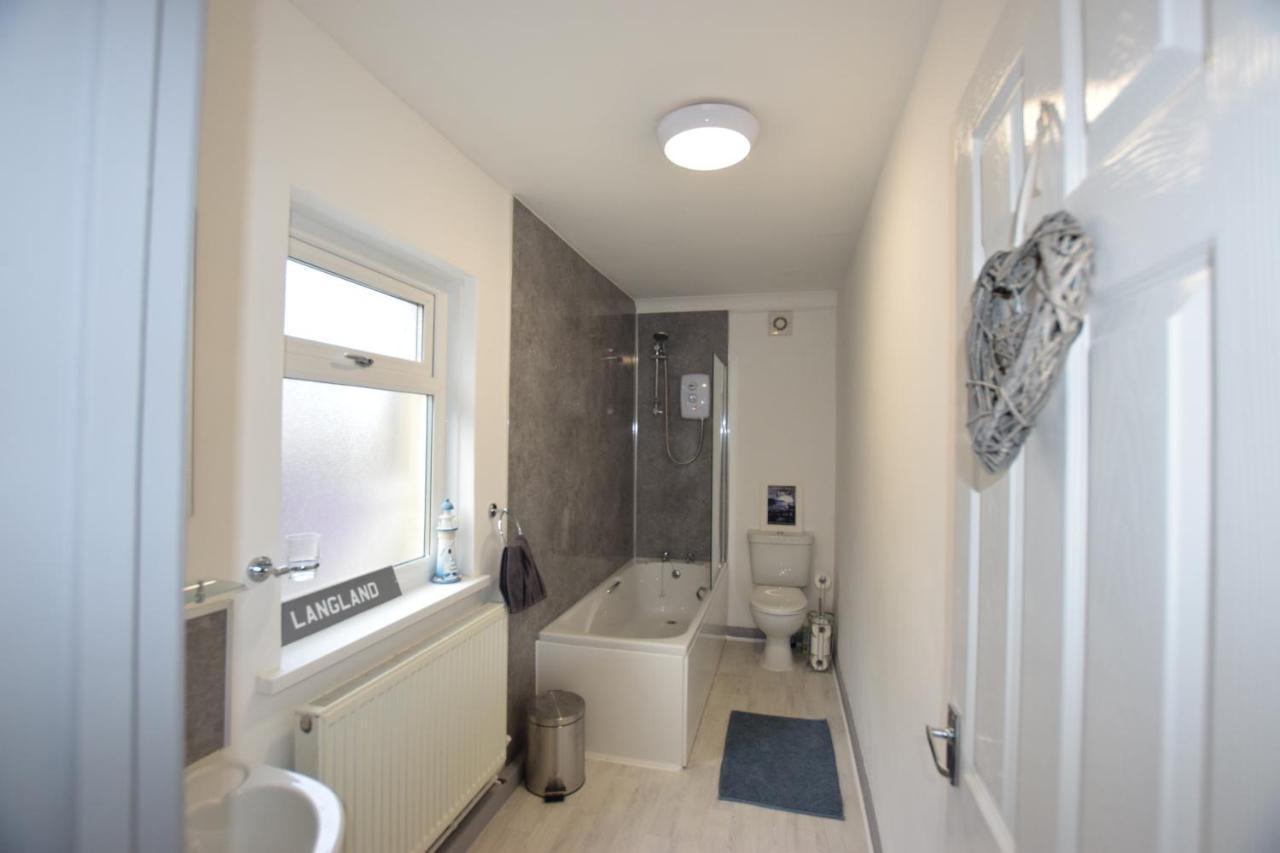1 Bedroom Holiday Let In The Heart Of West Wales Carmarthen Bagian luar foto